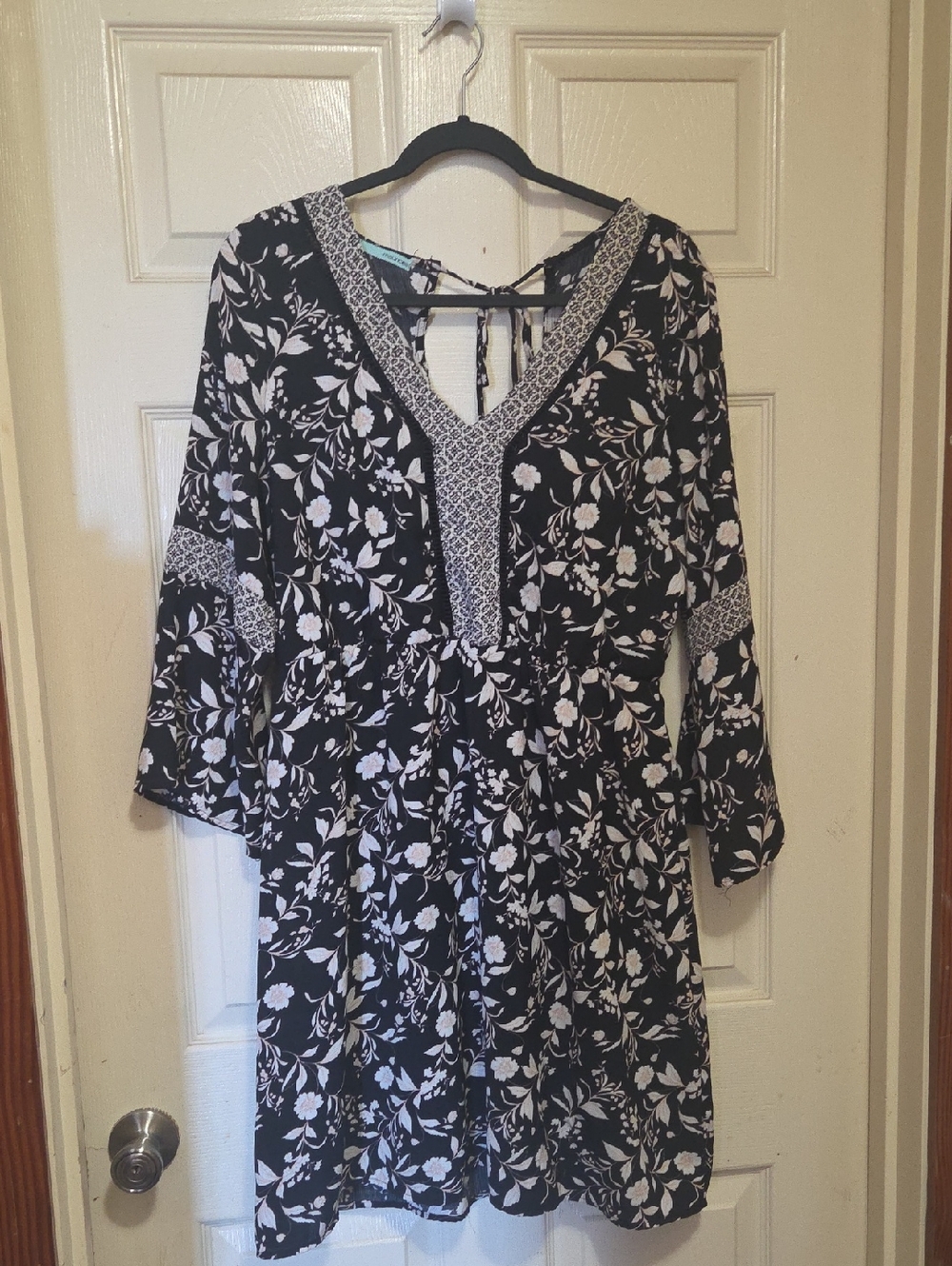 Maurices Black and White Floral V-Neck Tunic